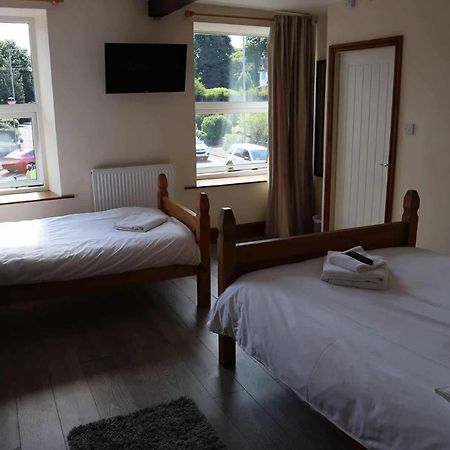 The Hare & Hounds Inn Foulridge Εξωτερικό φωτογραφία