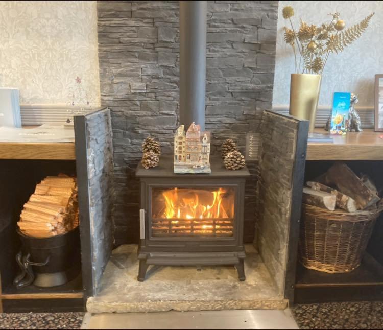 The Hare & Hounds Inn Foulridge Εξωτερικό φωτογραφία